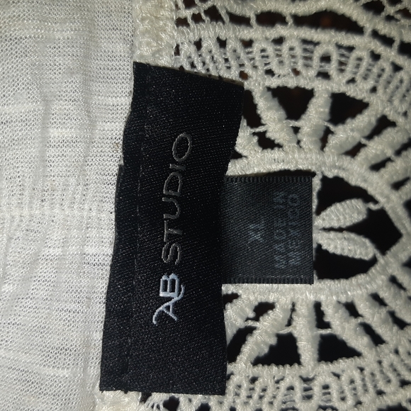 Lace insert longline vest   408A - Picture 3 of 5